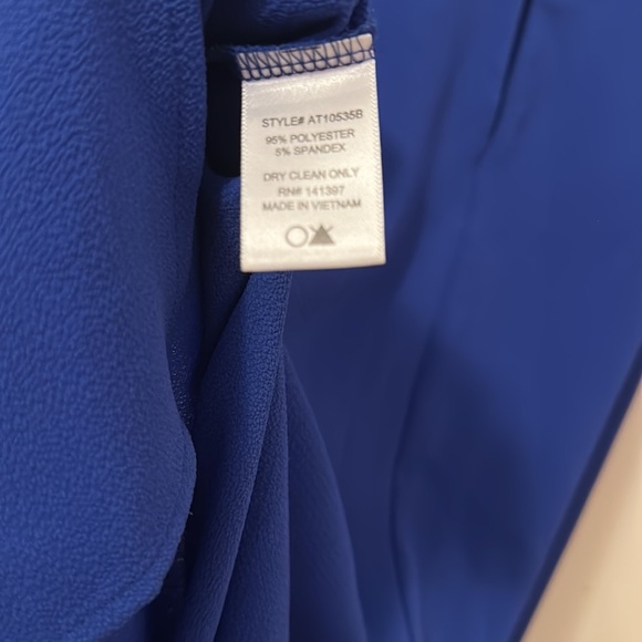 Astr blue sleeveless top with slits size xsmall - Picture 6 of 6